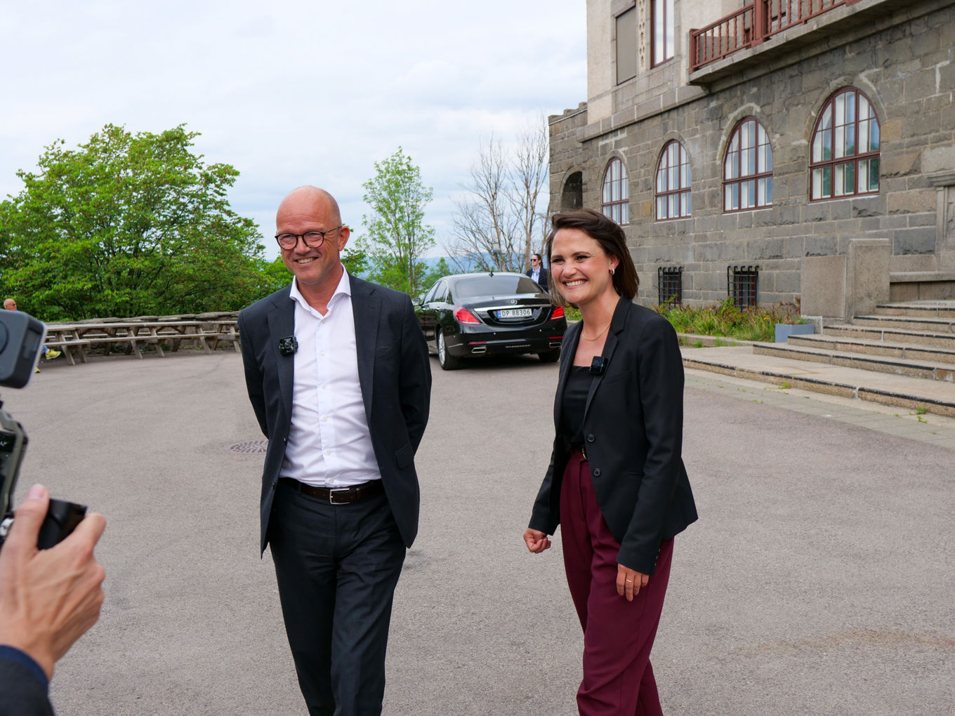 Ole Erik Almlid og Kari Nessa Nordtun besøker Kongshavn vgs