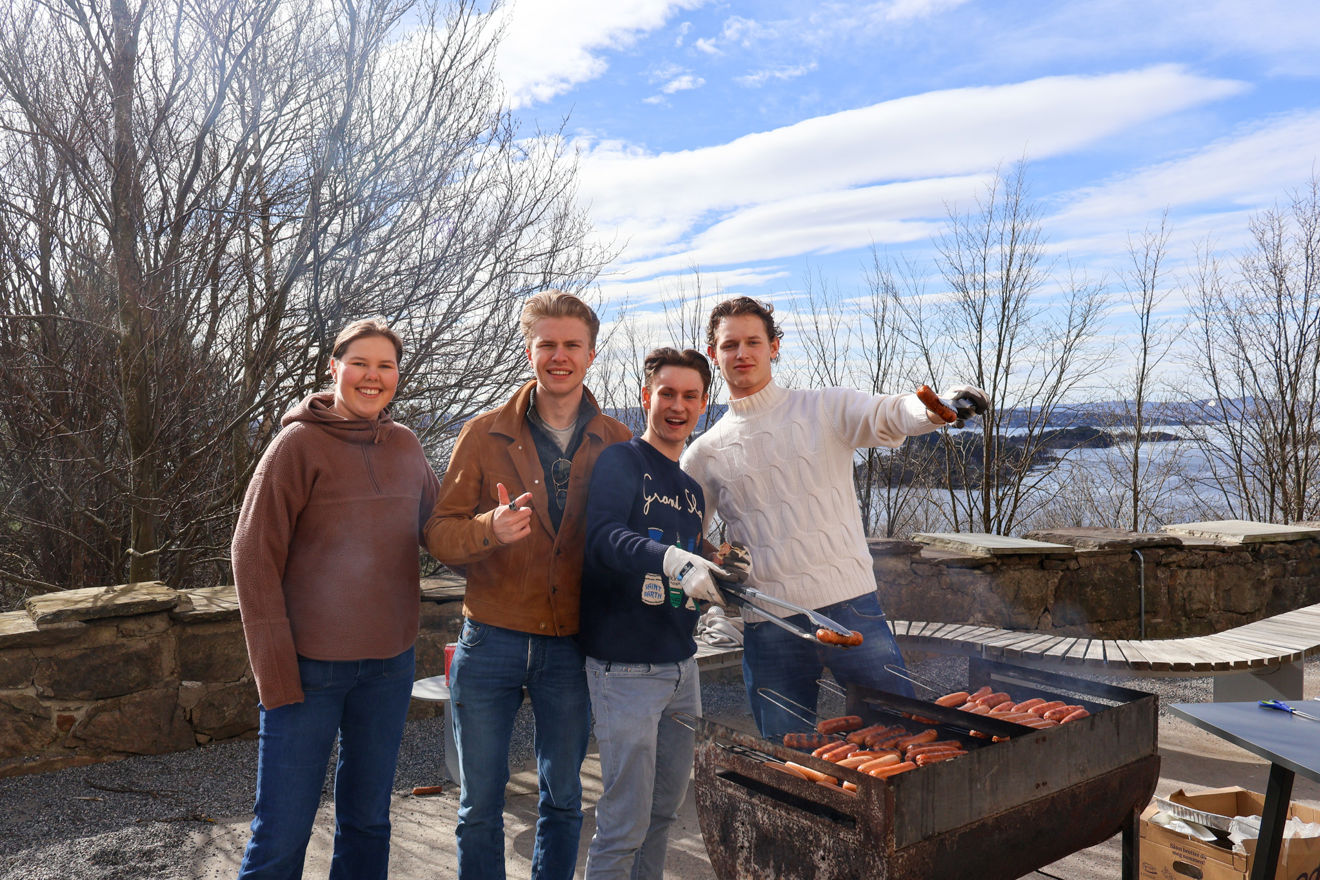 Elever ved Konsghavn videregående skole Elever ved Konsghavn videregående skole