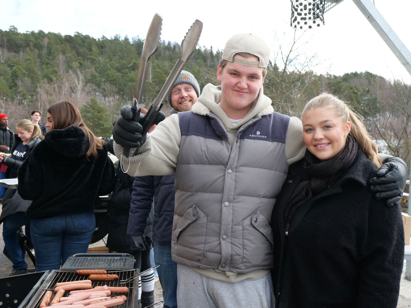 Grilling i skolegården påske 2023