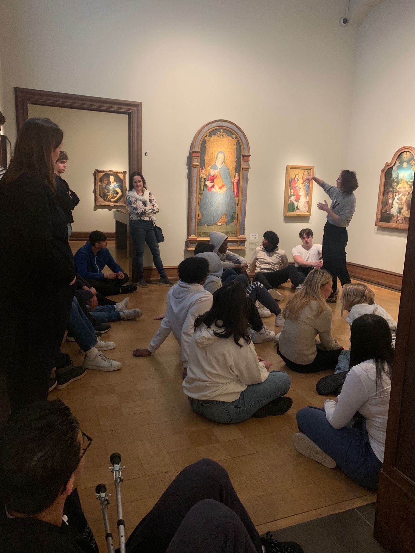 Elever på Göteborgs Konstmuseum Elever på Göteborgs Konstmuseum